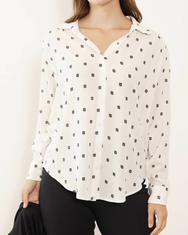 Front of a model wearing a size LARGE Pearl Blouse in Athenian in Athenian by Executive by Stephanie. | dia_product_style_image_id:334048